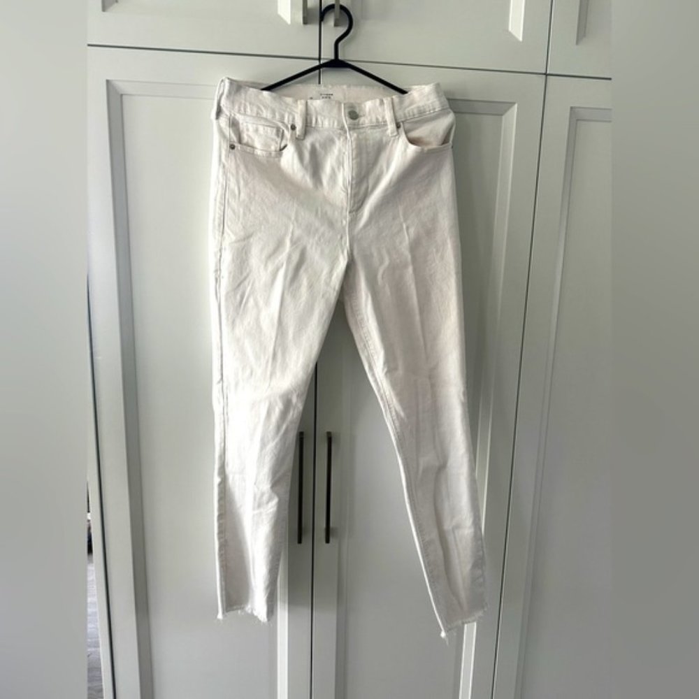 2/$40✨White dynamite jeans
